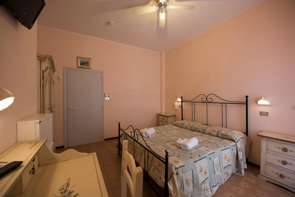 Hotel Settebello — 2