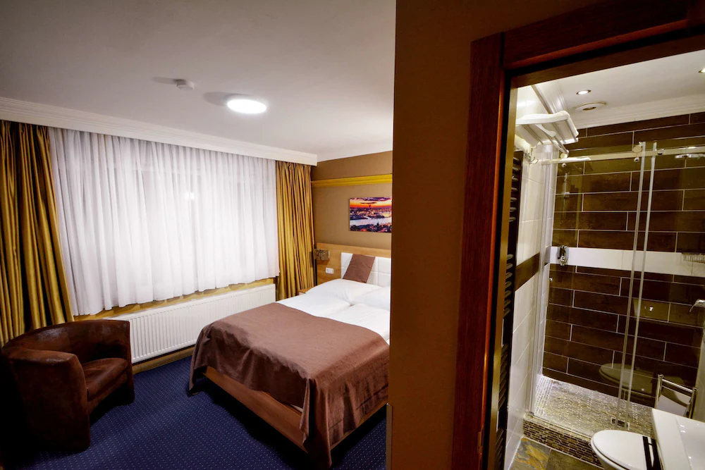 C&S Hotel — 1