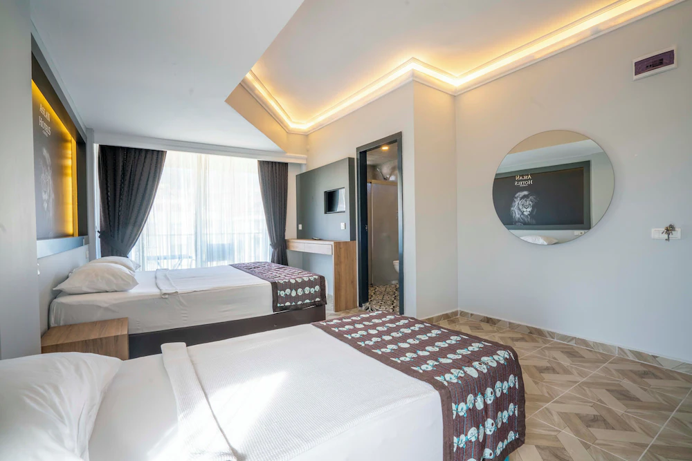 Aslan Corner Hotel — 3
