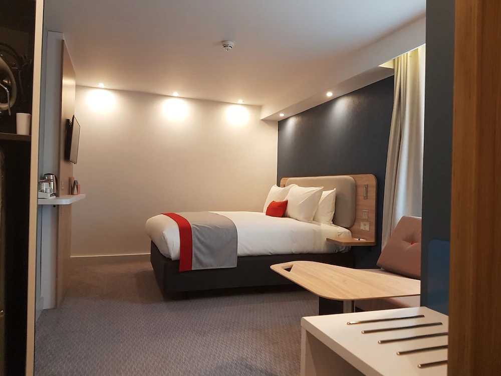 Holiday Inn Express Stockport by IHG — 1