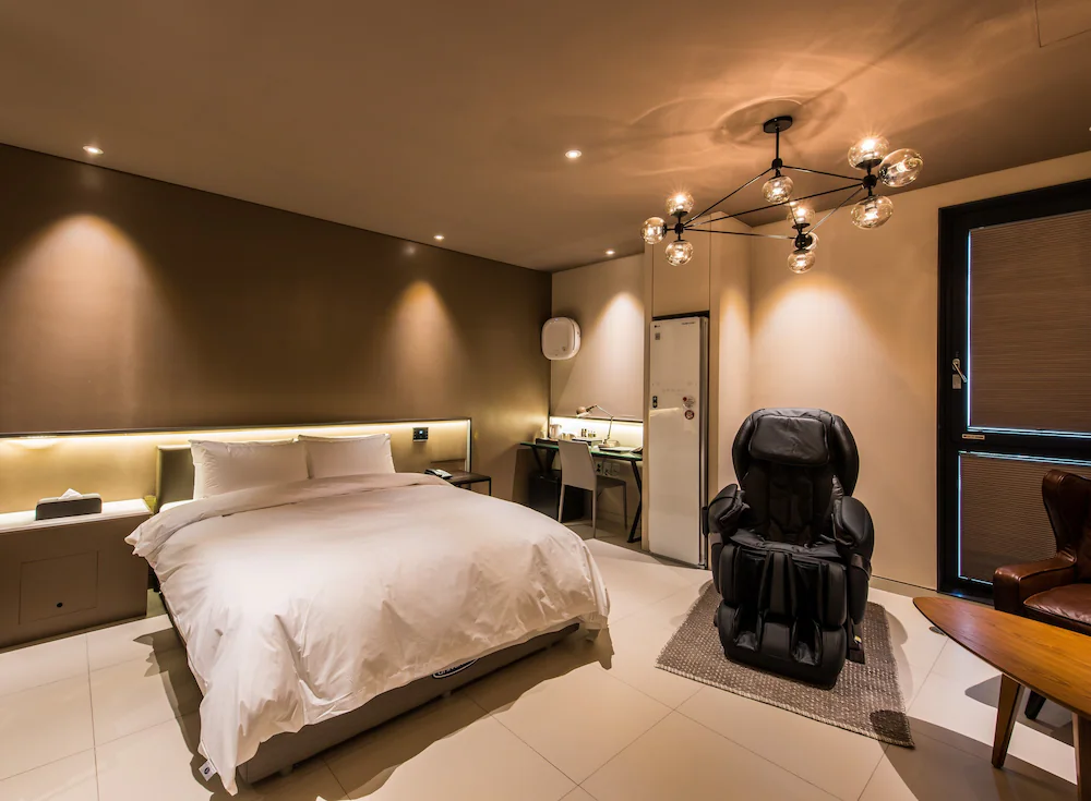 Hotel Stendhal — 7