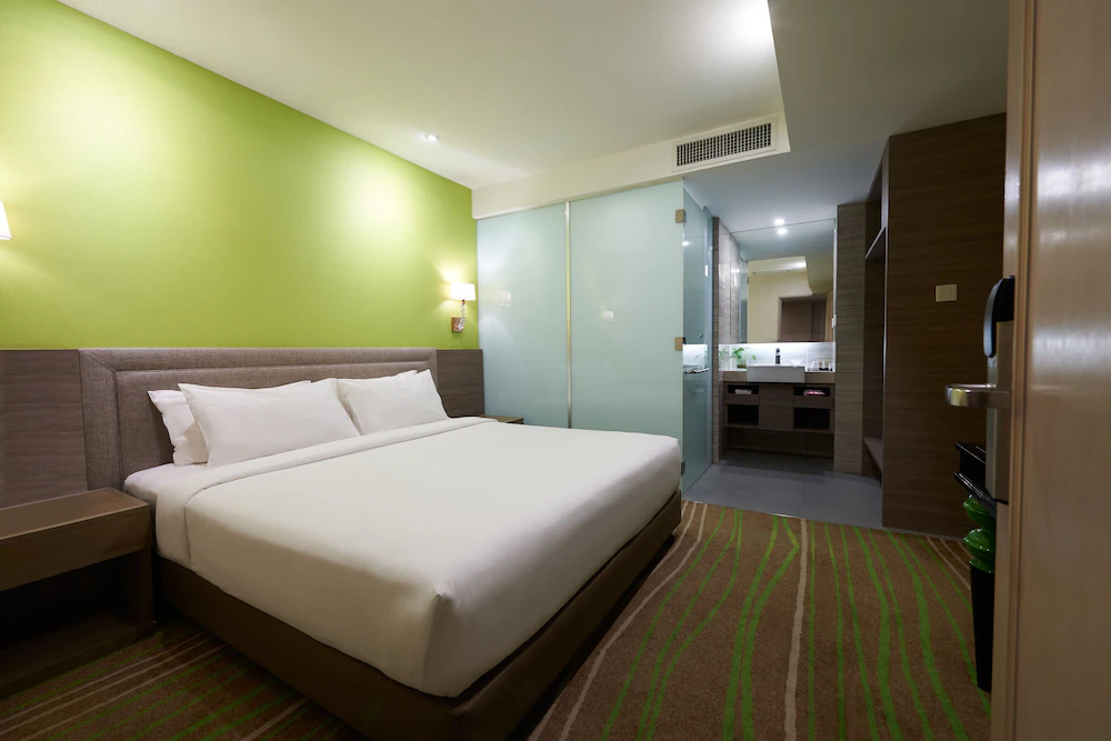 Hotel Cosmo — 6