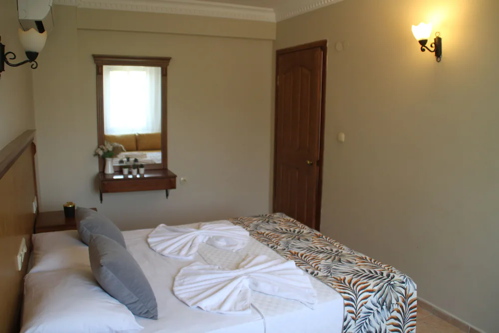 Rosy Suites Hotel