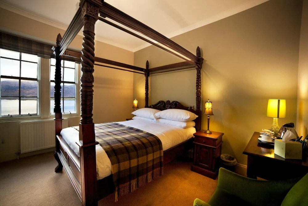 Loch Maree Hotel — 2