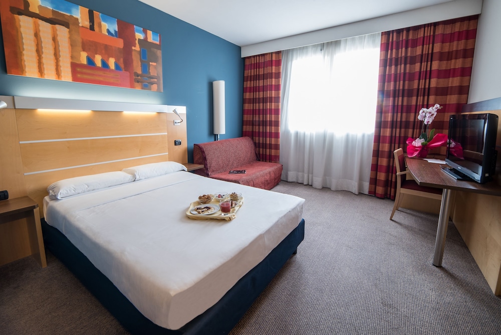 Idea Hotel Torino Mirafiori — 2