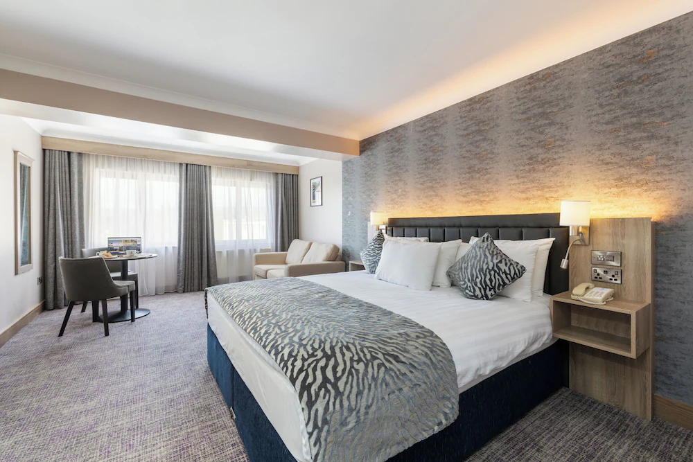 Rochestown Lodge Hotel — 1