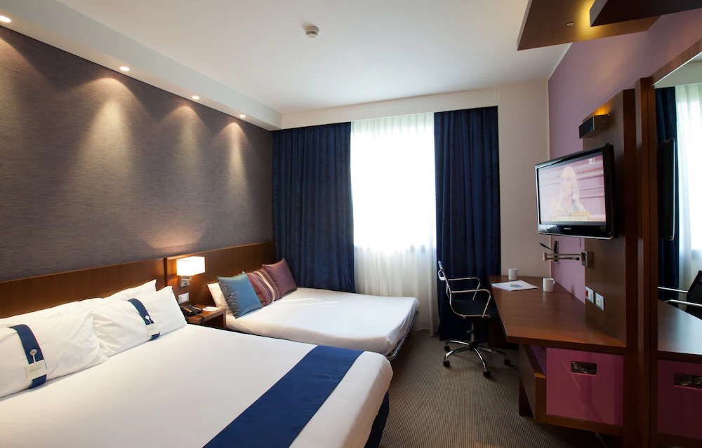 Holiday Inn Express Reggio Emilia by IHG — 8