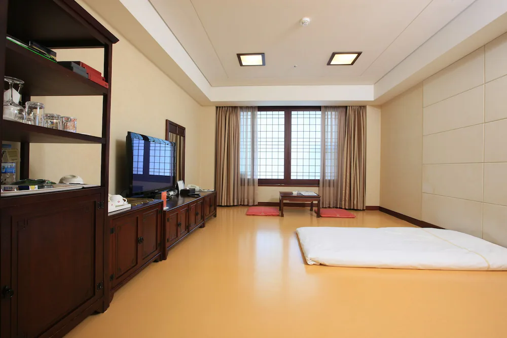High1 Grand Hotel Main Tower — 4