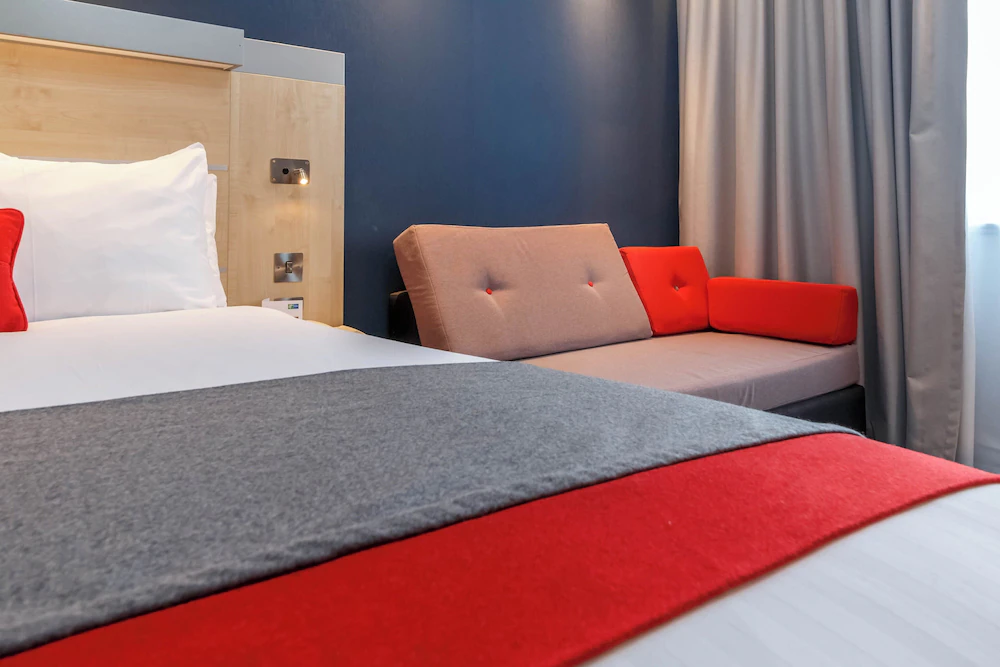 Holiday Inn Express Walsall M6J10 by IHG — 1