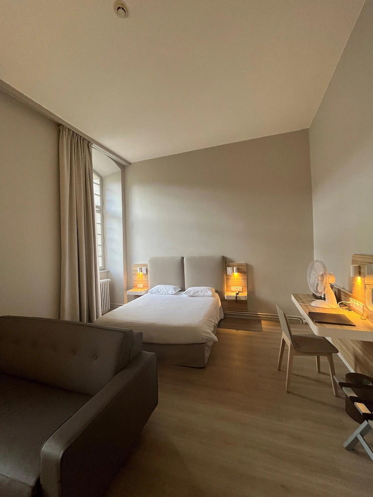 Hotel de l'Abbaye des Premontres — 6