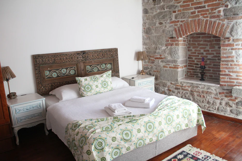 Bergama Tas Konak — 4