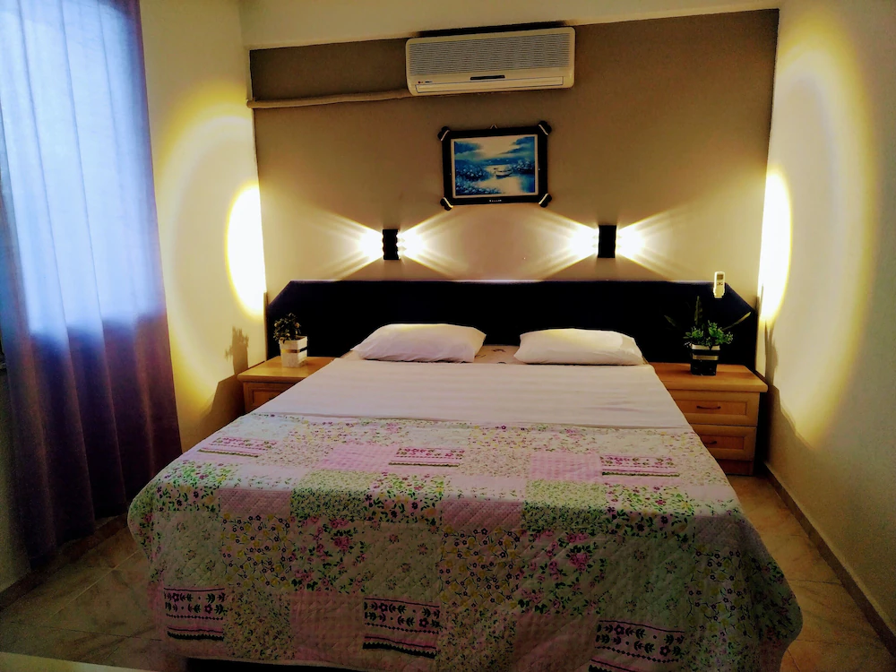 California Apart Hotel — 4