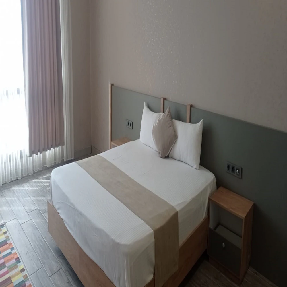Agora Suites — 7