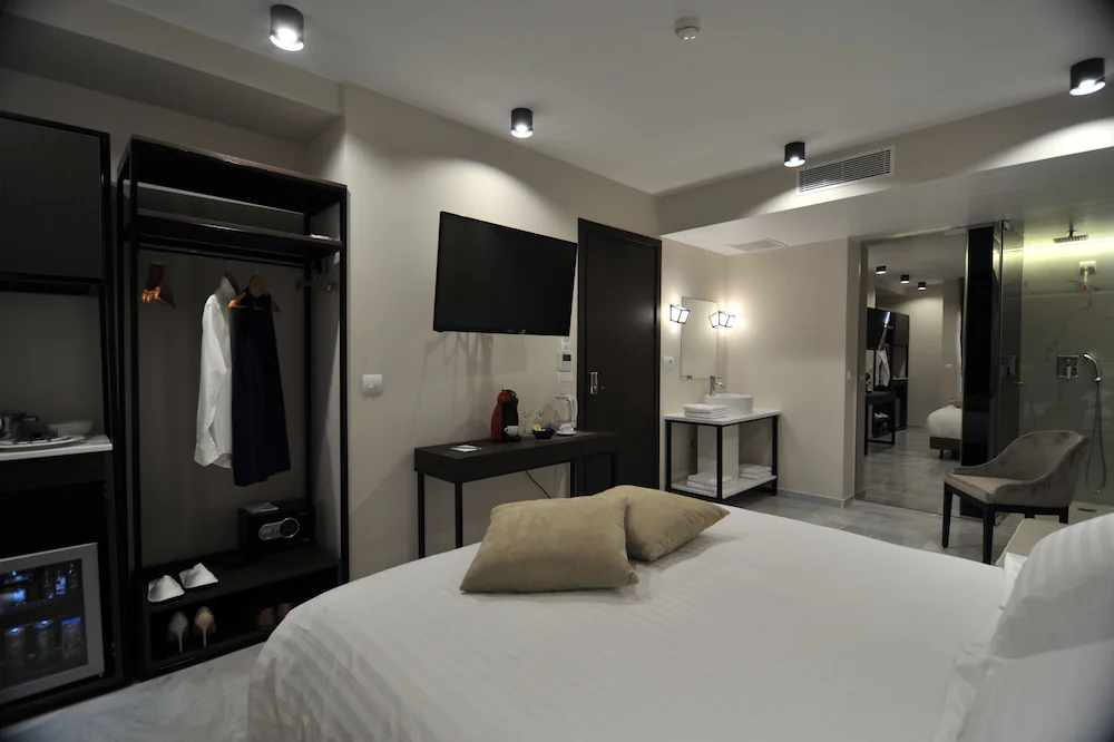 B4b Athens 365 Hotel — 8