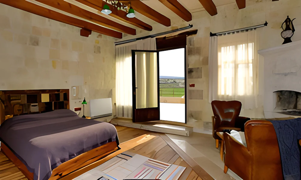 Seki Cave Hotel, Wake Up to Hot Air Balloons — 6