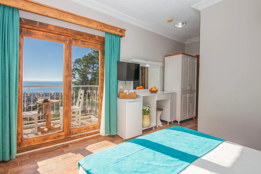 Oludeniz Manzara Hotel — 2