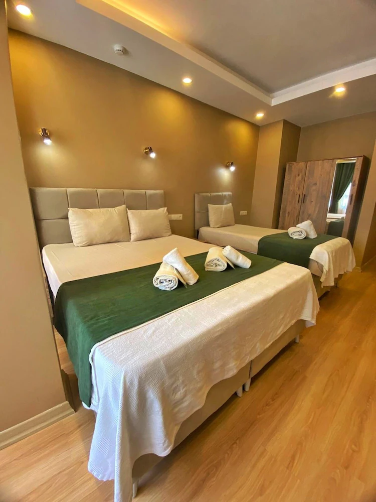 Ulubat Castle Hotel — 4