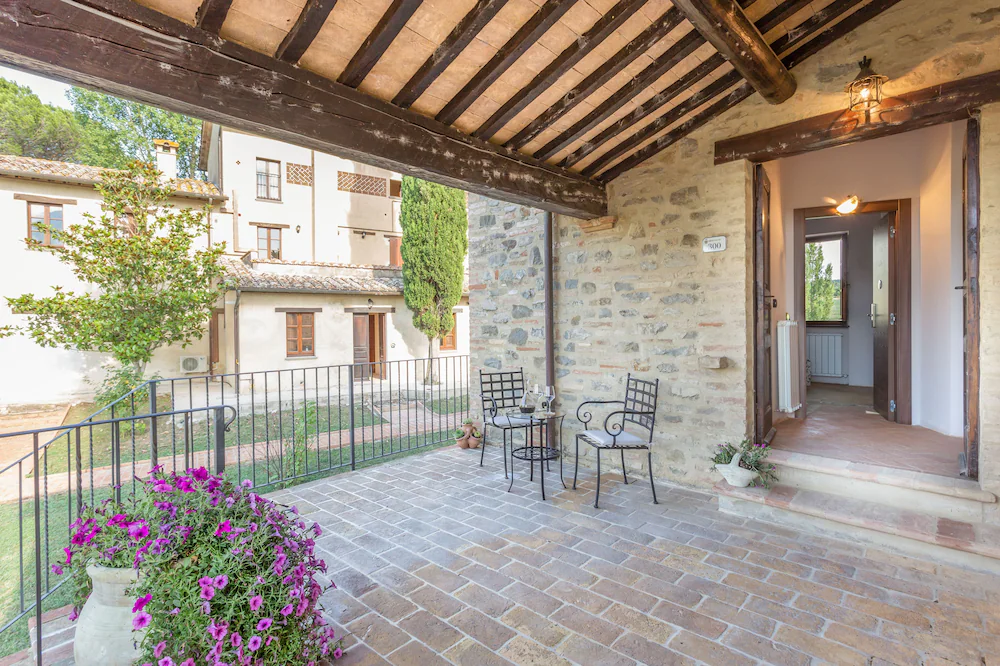 Borgo Pulciano Agriturismo — 6