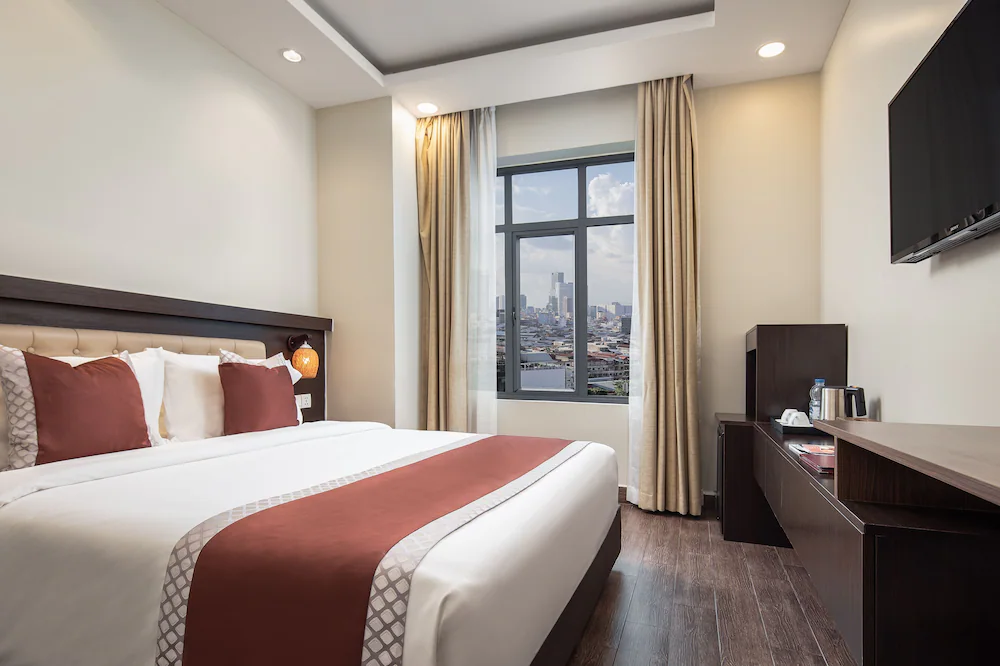 HM Grand Central Hotel — 1