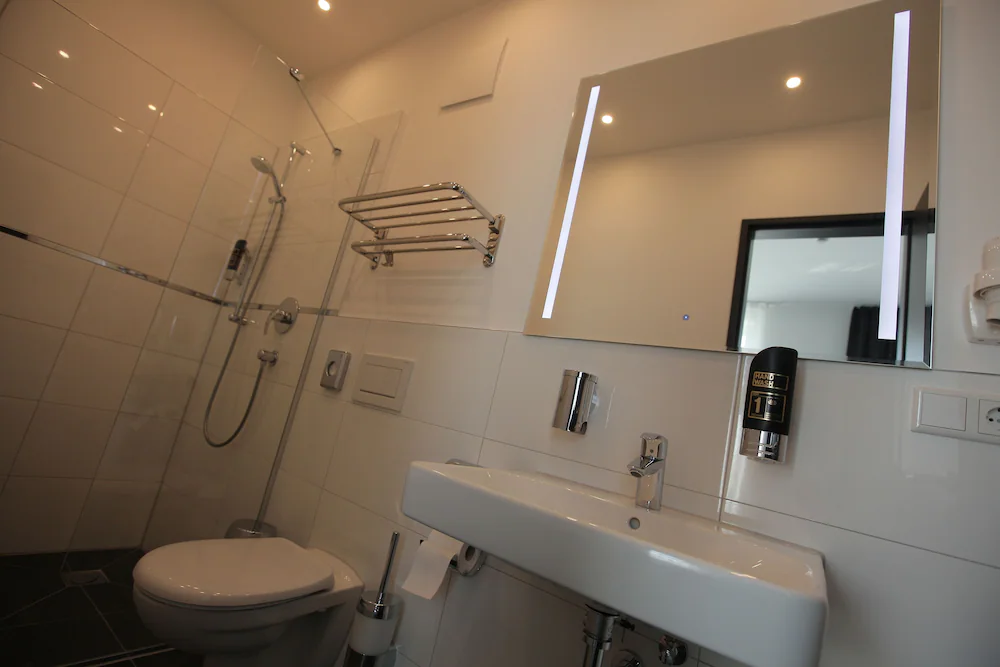 Hotel Starton am Ingolstadt Village — 1