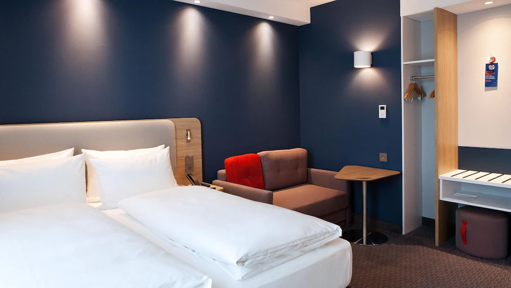 Holiday Inn Express Saarbrucken by IHG — 3