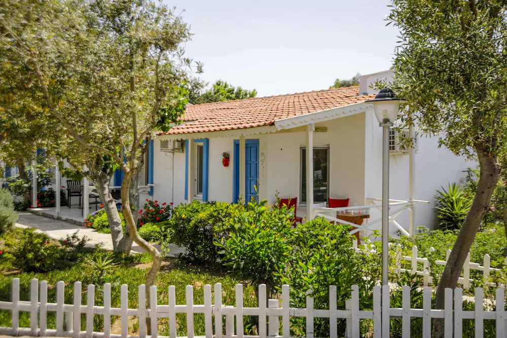 Teos Ormanci Tatil Koyu — 2
