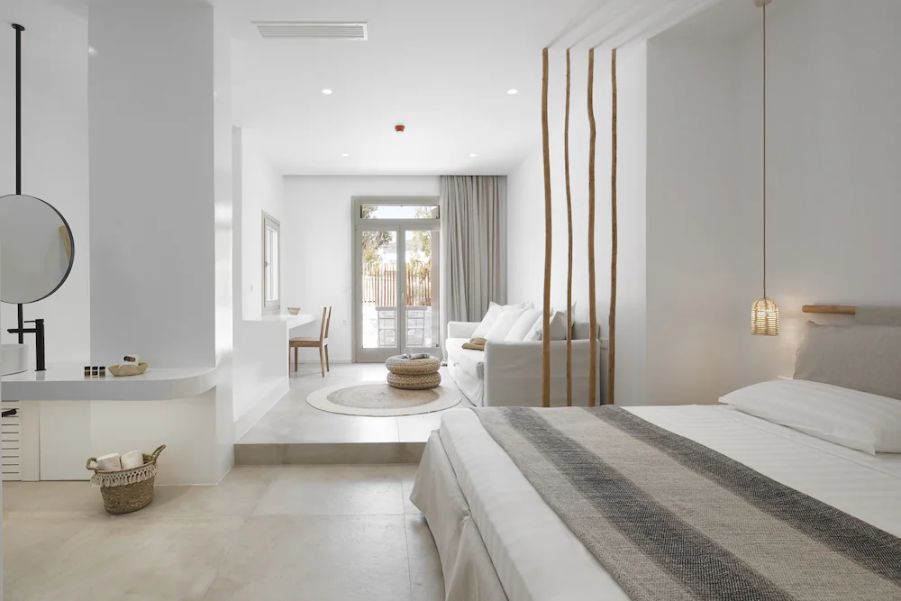 Arco Solium Suites — 1