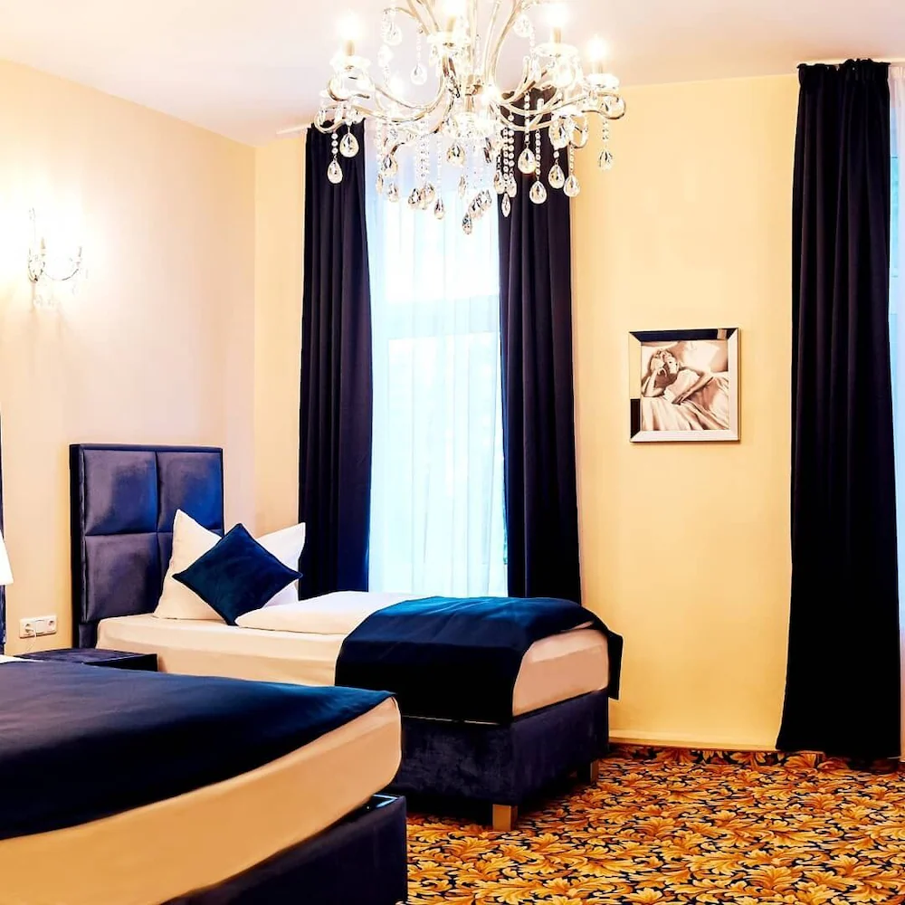Hotel Hamburger Perle — 4