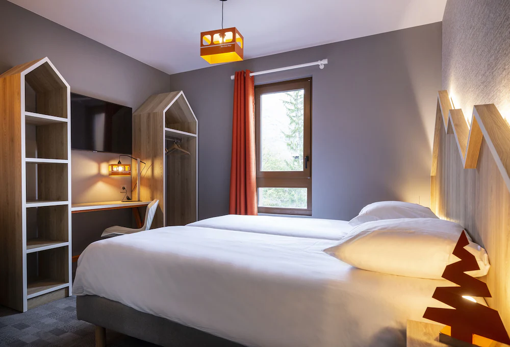 Hotel Base Camp Lodge - Bourg Saint Maurice — 2