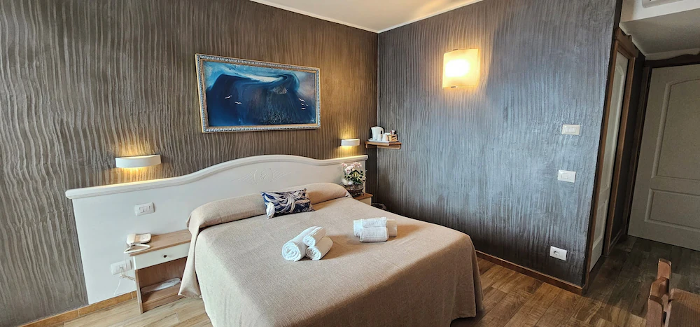 Meridiana Boutique Hotel — 6