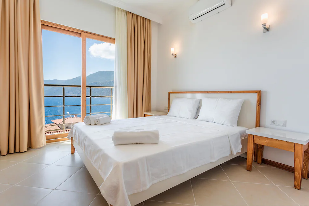 Medimar Hotel (+12) — 4
