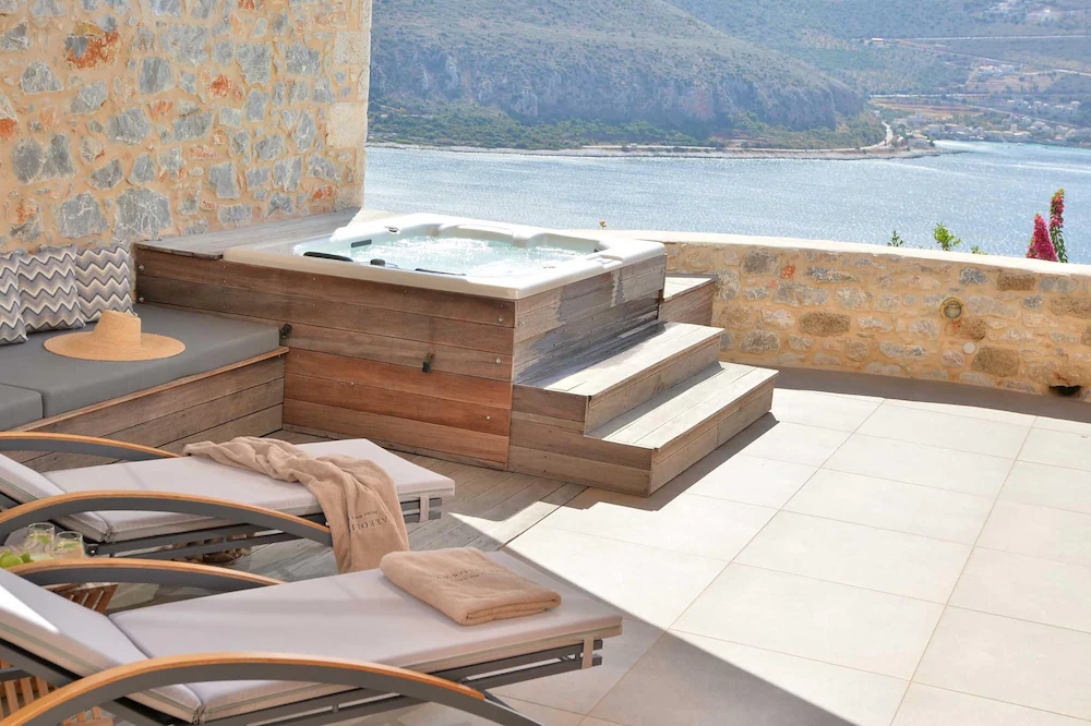Akrolithi Boutique Hotel — 6