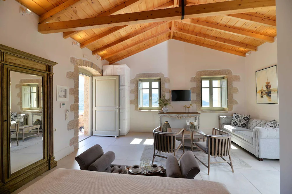 Akrolithi Boutique Hotel — 4