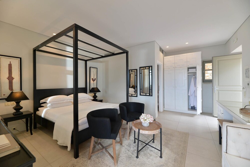 Akrolithi Boutique Hotel — 3