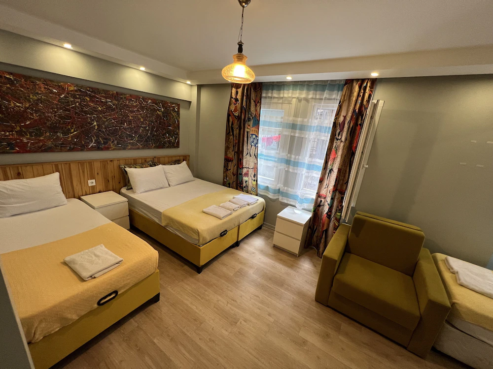 Rodin Suites — 5