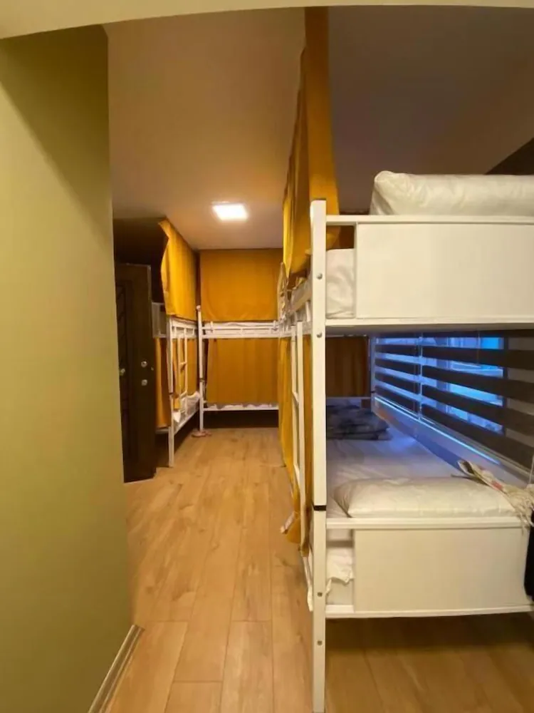 Rodin Suites — 1