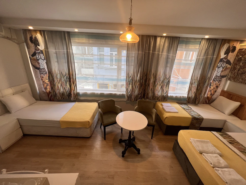 Rodin Suites — 4