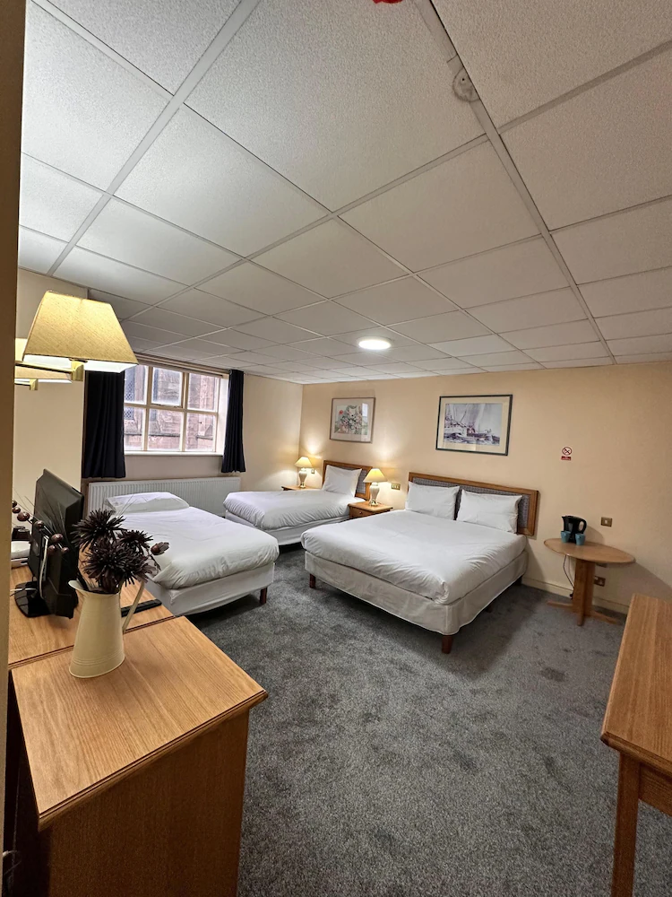 Throstles Nest Hotel — 1