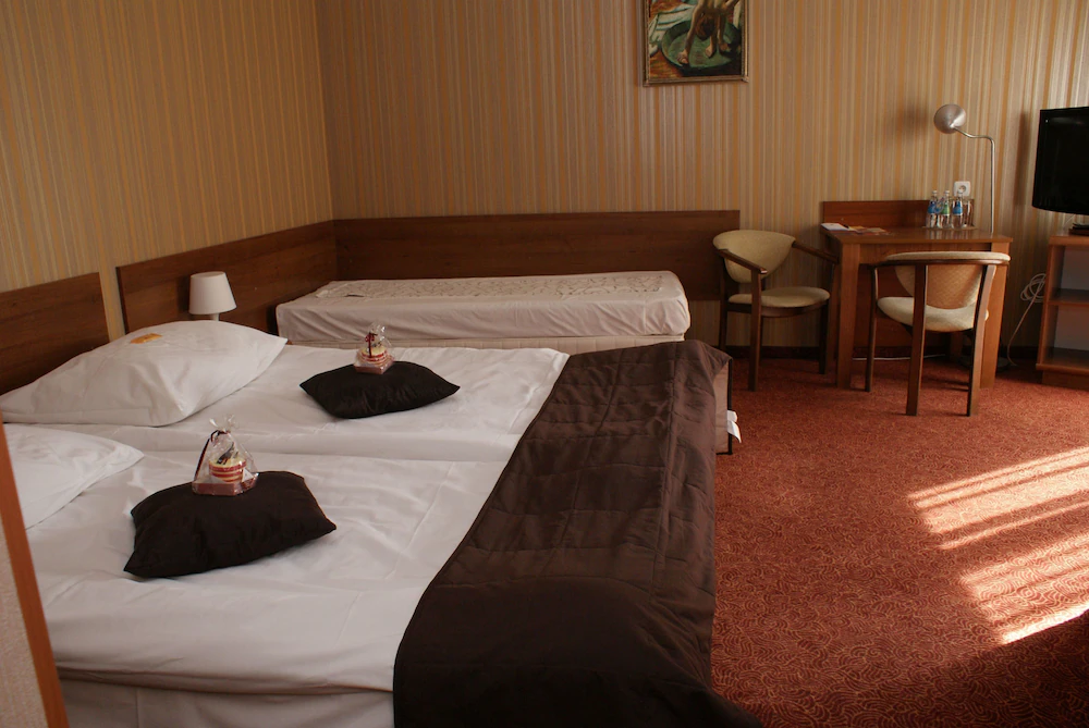 Hotel Grot — 1