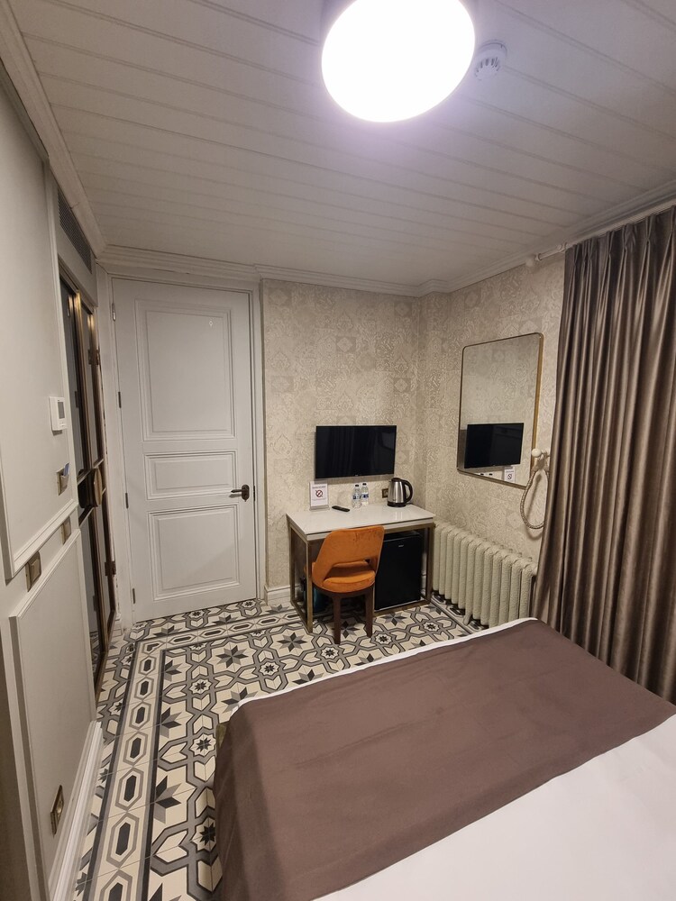 Triada Hotel Buyukada — 5