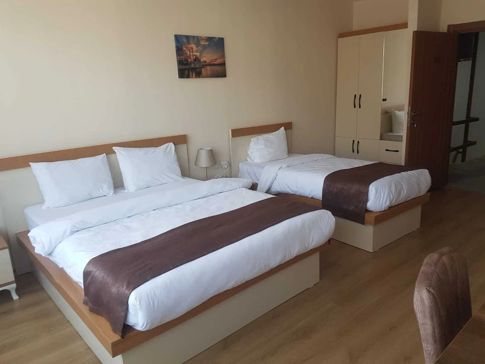 Newaz Hotel — 2