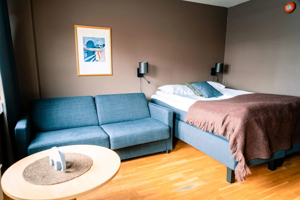 Canyon Hotell — 6