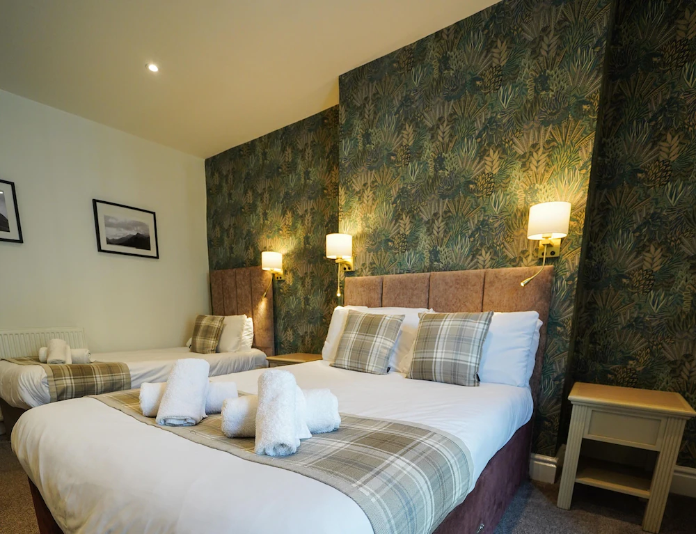 Gwydyr Hotel — 4