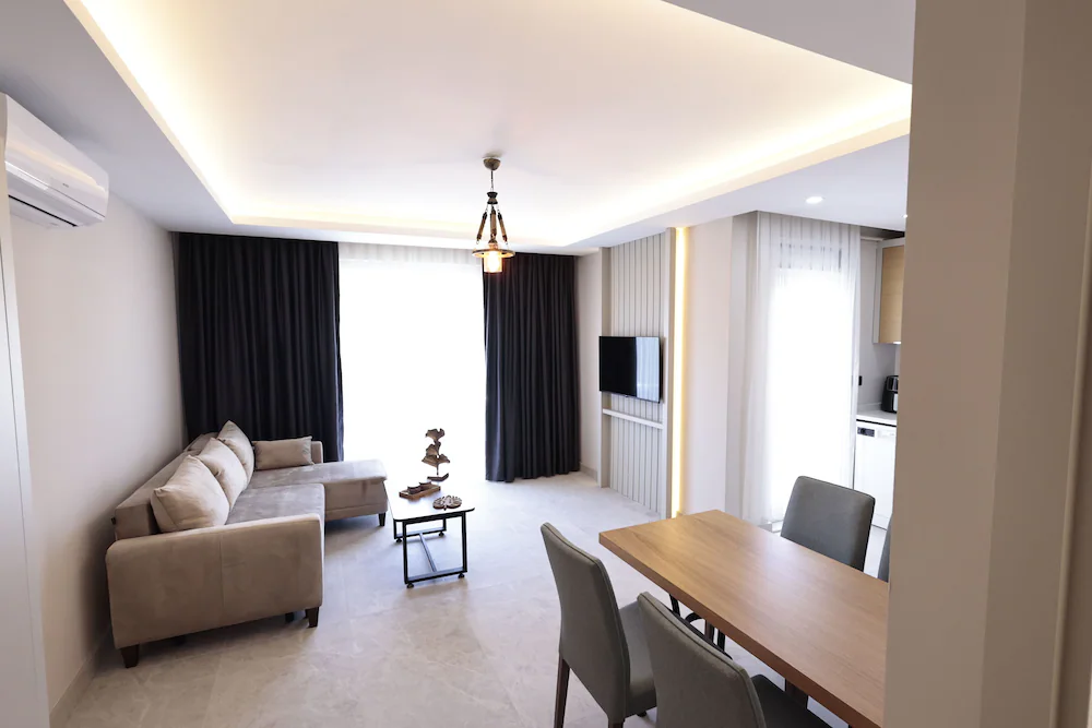 Mustang Suite Hotel — 3