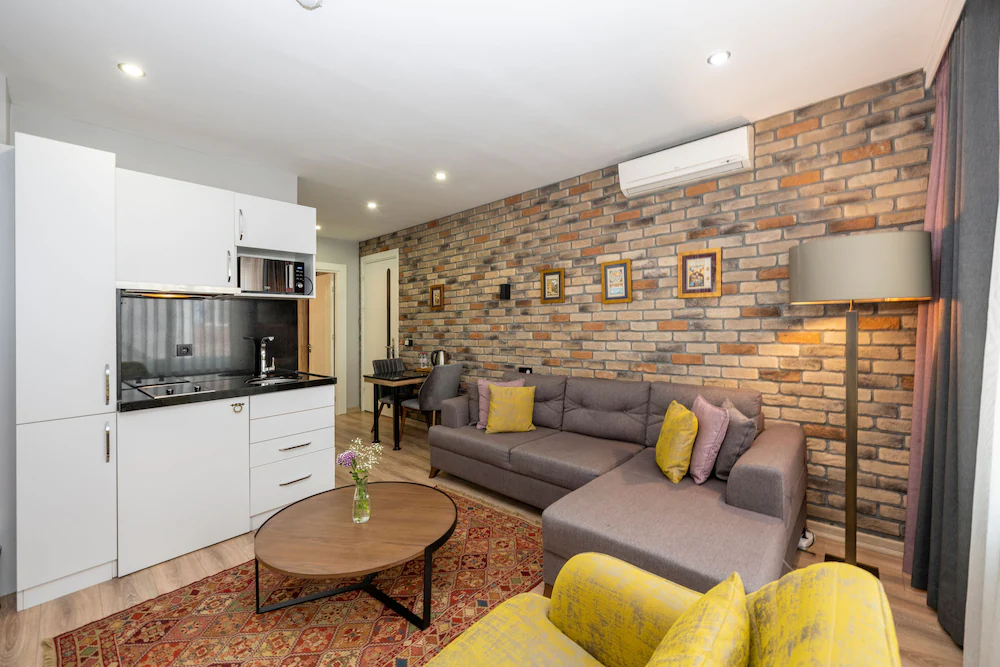 The Marions Suite Hotel — 2