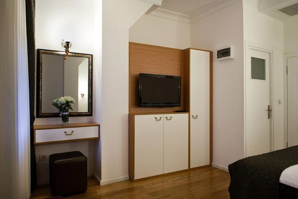 Hotel Jakaranda Istanbul — 6