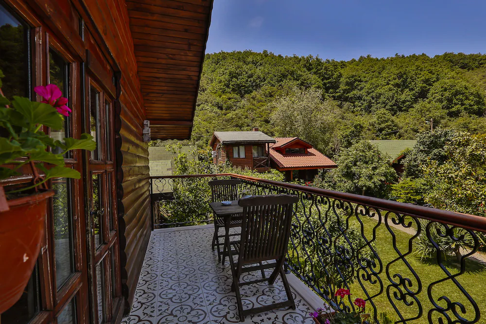 Tranquilla River Lodge - Adults Only — 3