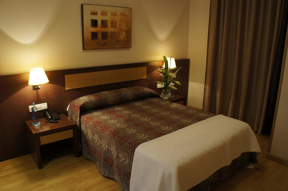 TCH Hotel — 4