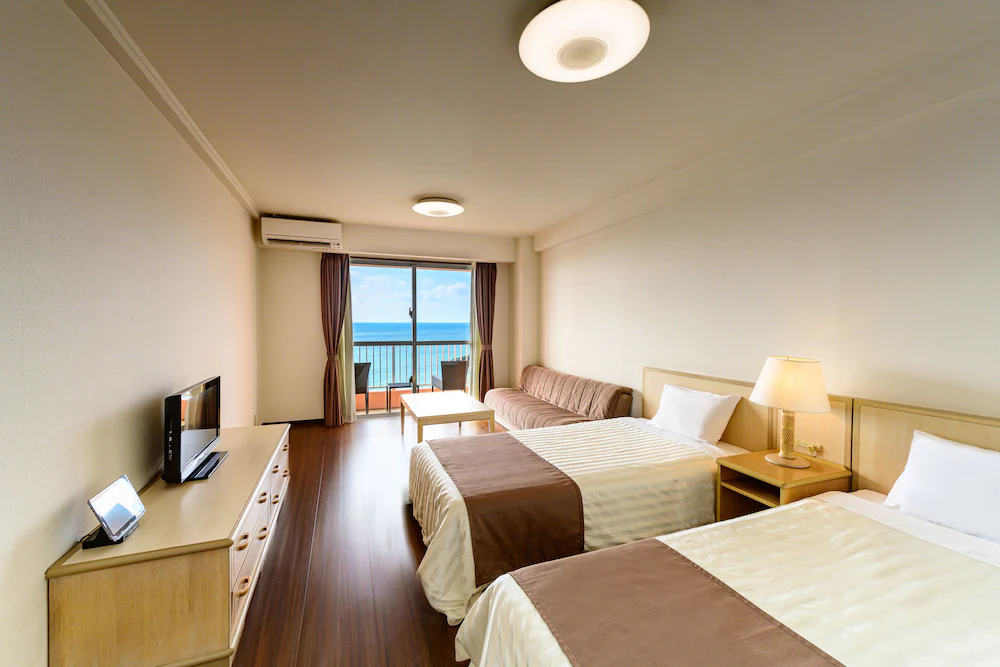 Hotel Breezebay Marina — 2