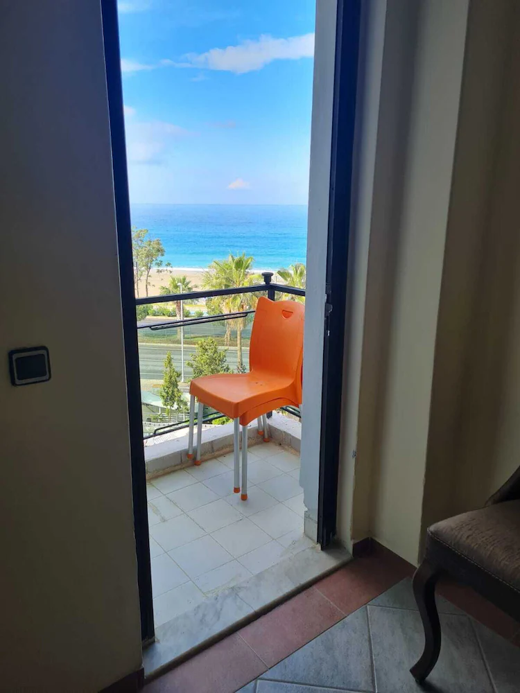 Hotel Sun Fire Beach — 2